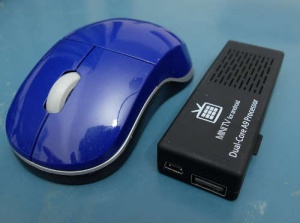 Kleiner als eine Maus und doch ein nahezu vollwertiger Computer